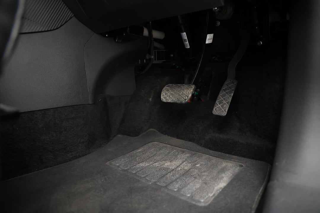 2022 MG ZS Excite, Automatic, 28191 km, Pedals and Footmat