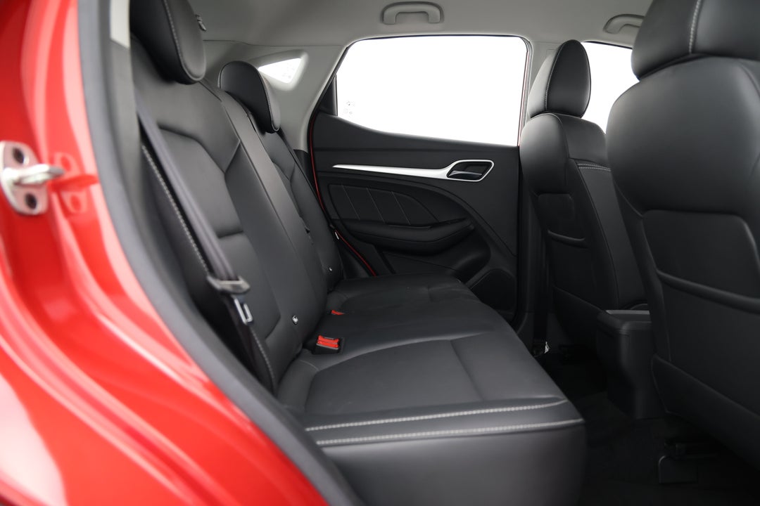 2022 MG ZS Excite, Automatic, 28191 km, Right Side Rear Door Cabin View