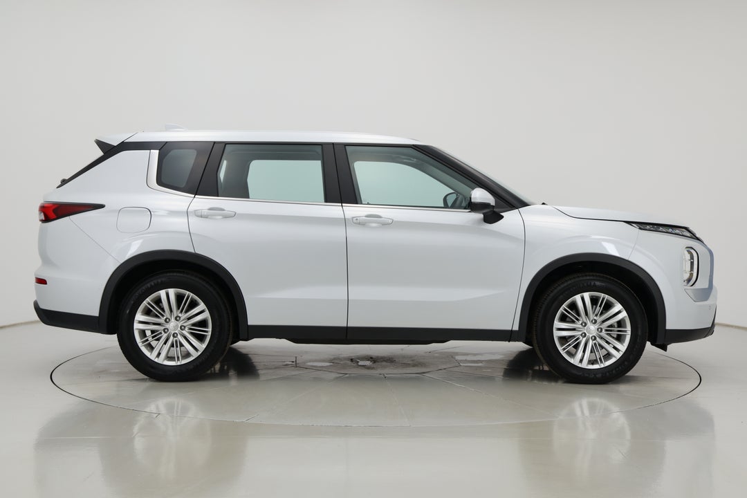 2024 Mitsubishi Outlander Es 5 Seat (2WD), Automatic, 51987 km, Right Side View