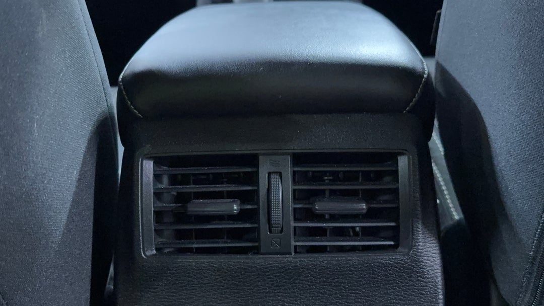 Rear A/C Vent
