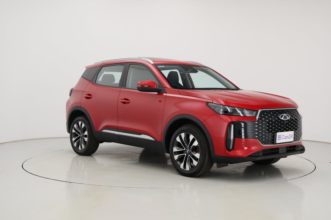 2025 Chery Tiggo 4 Pro Ultimate, Automatic, 4986 km, Right Front Diagonal (45- Degree) View