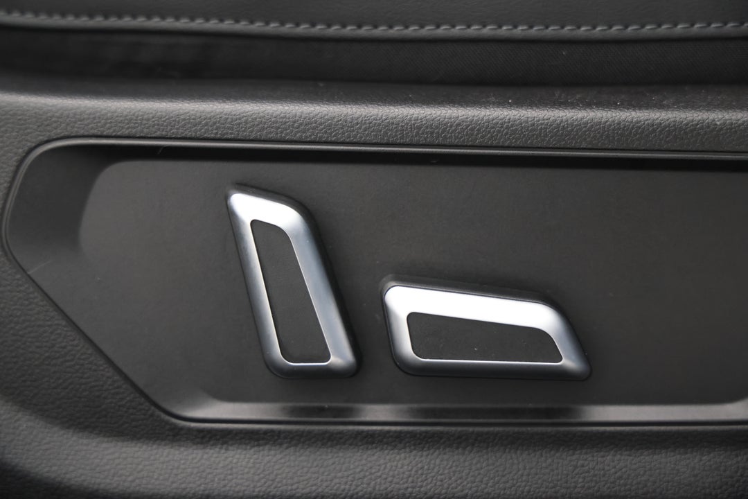 2023 GWM Haval Jolion Lux, Automatic, 35450 km, Drivers Side Adjustment Panel