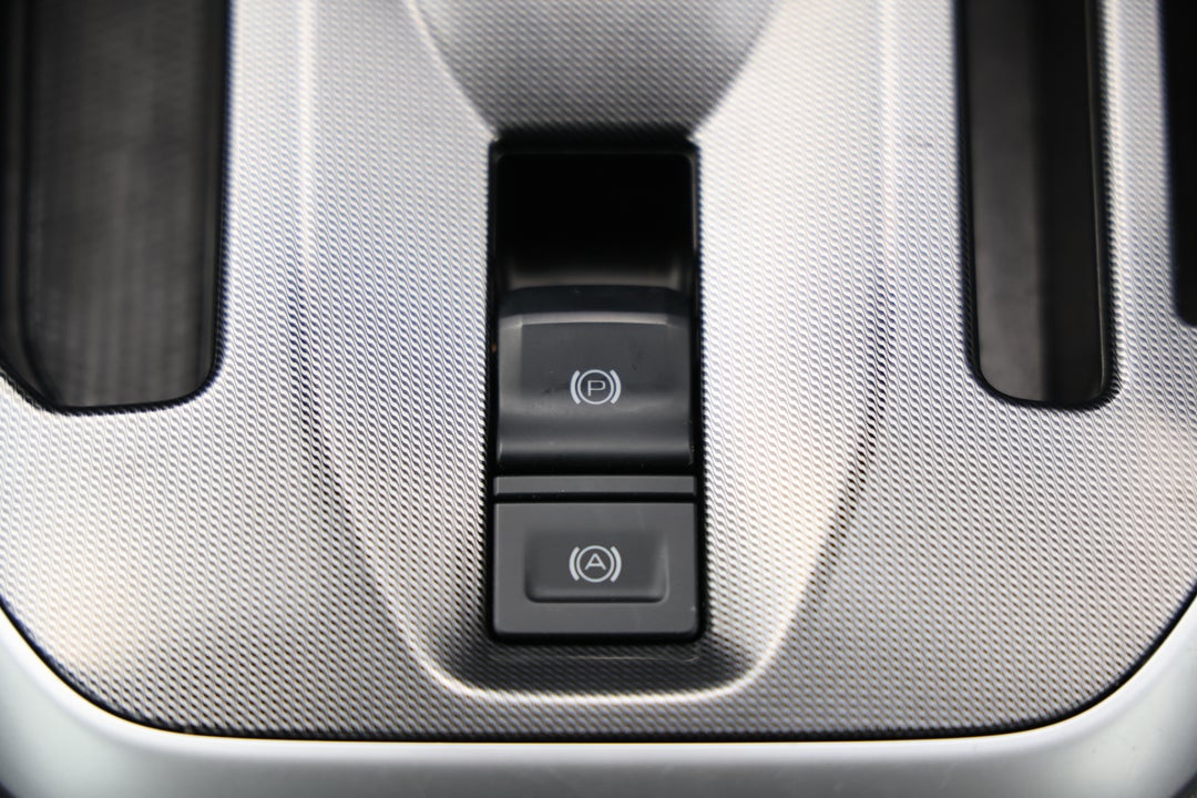 2023 GWM Haval Jolion Lux, Automatic, 35450 km, Handbrake