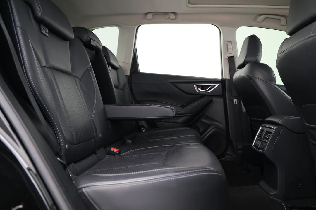 2019 Subaru Forester 2.5i-s (AWD), Automatic, 90818 km, Right Side Rear Door Cabin View