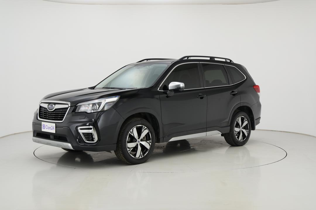 2019 Subaru Forester 2.5i-s (AWD), Automatic, 90818 km, Left Front Diagonal (45- Degree) View