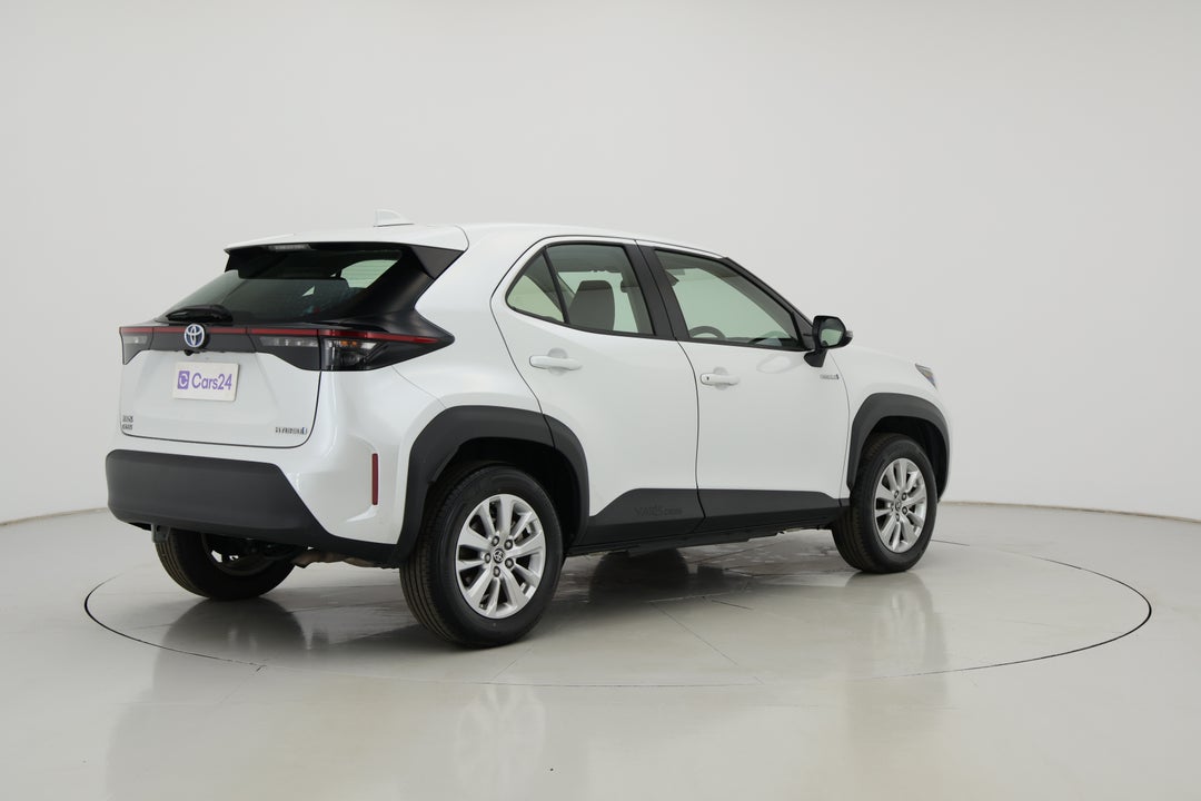 2023 Toyota Yaris Cross Gx Hybrid, Automatic, 56019 km, Right Back Diagonal (45- Degree) View