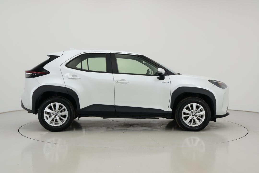 2023 Toyota Yaris Cross Gx Hybrid, Automatic, 56019 km, Right Side View