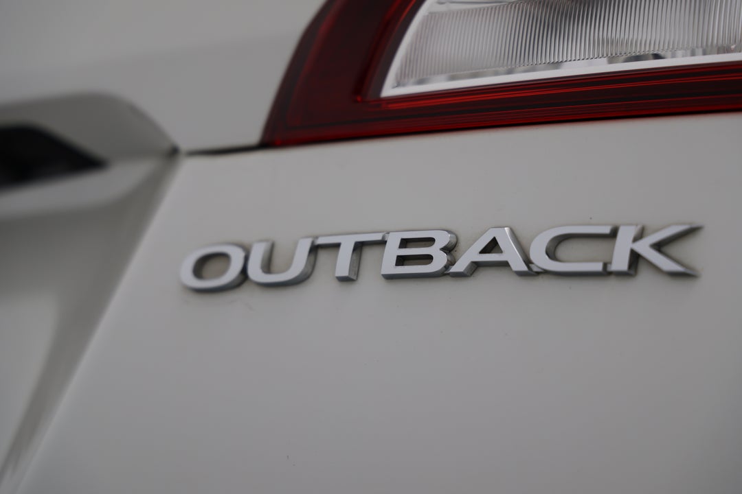 2015 Subaru Outback 3.6r Premium, Automatic, 148984 km, Badge (Boot Right Side)
