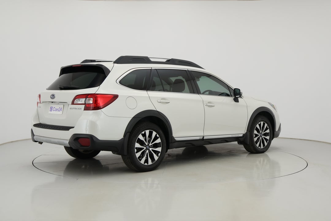 2015 Subaru Outback 3.6r Premium, Automatic, 148984 km, Right Back Diagonal (45- Degree) View