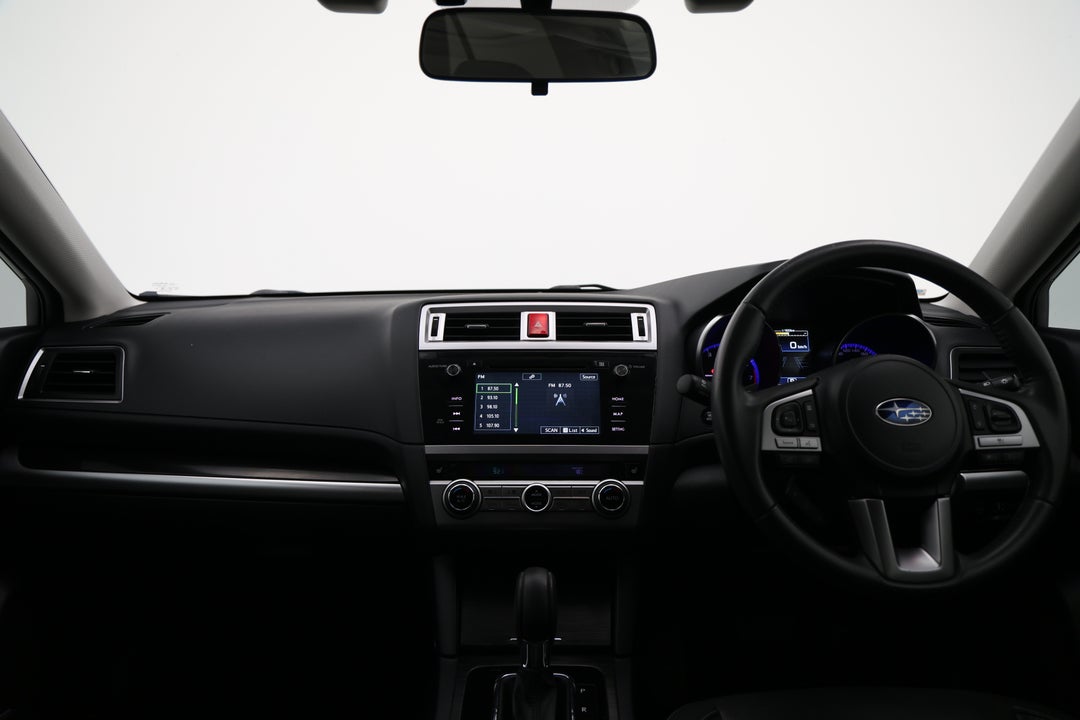 2015 Subaru Outback 3.6r Premium, Automatic, 148984 km, Dashboard View
