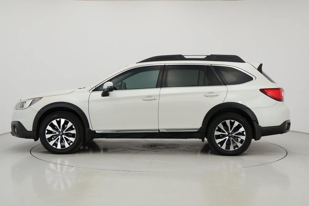 2015 Subaru Outback 3.6r Premium, Automatic, 148984 km, Left Side View