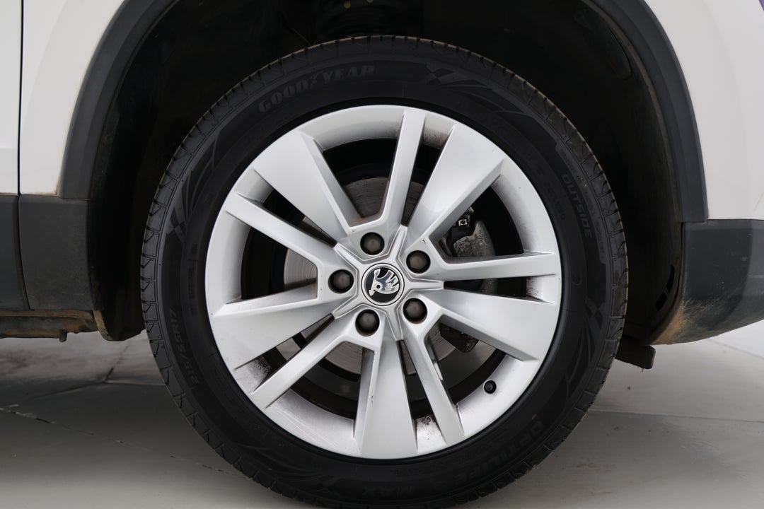 2021 SKODA Karoq 110tsi Nu, Automatic, 74874 km, Right Front Wheel