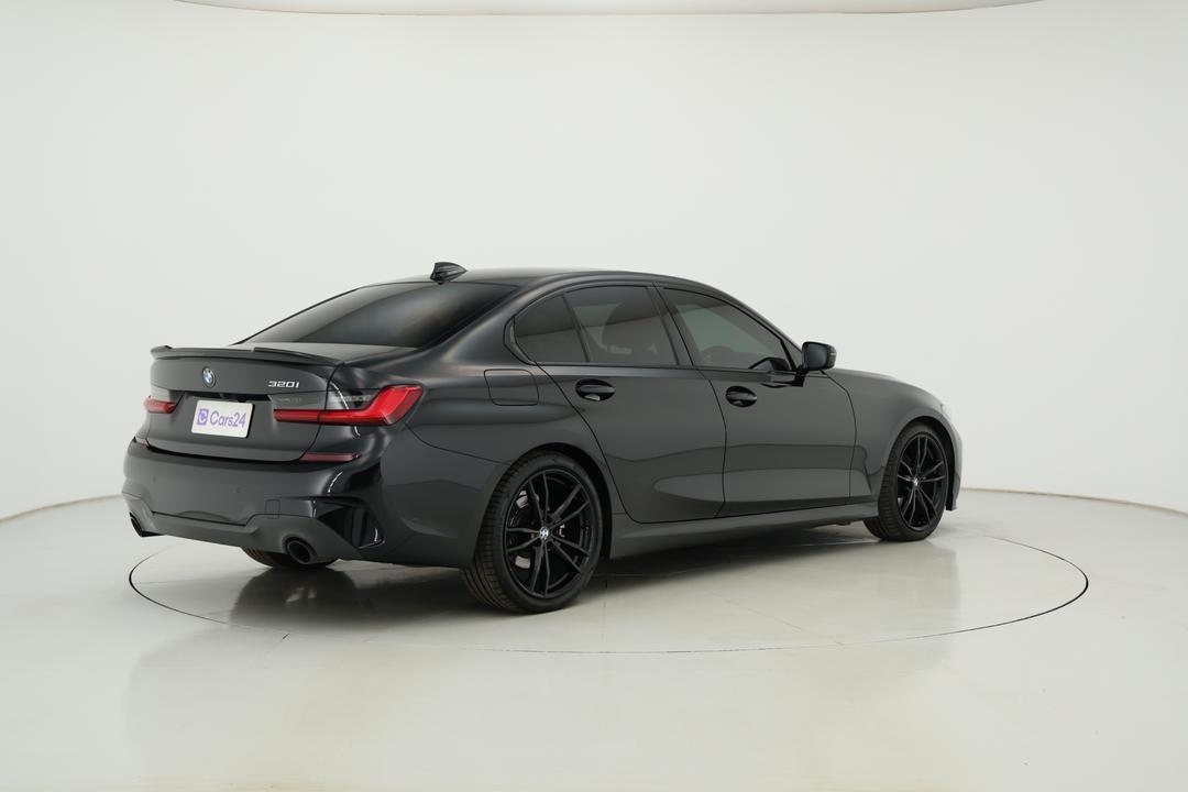 2020 BMW 3 20i M Sport, Automatic, 59682 km, Right Back Diagonal (45- Degree) View
