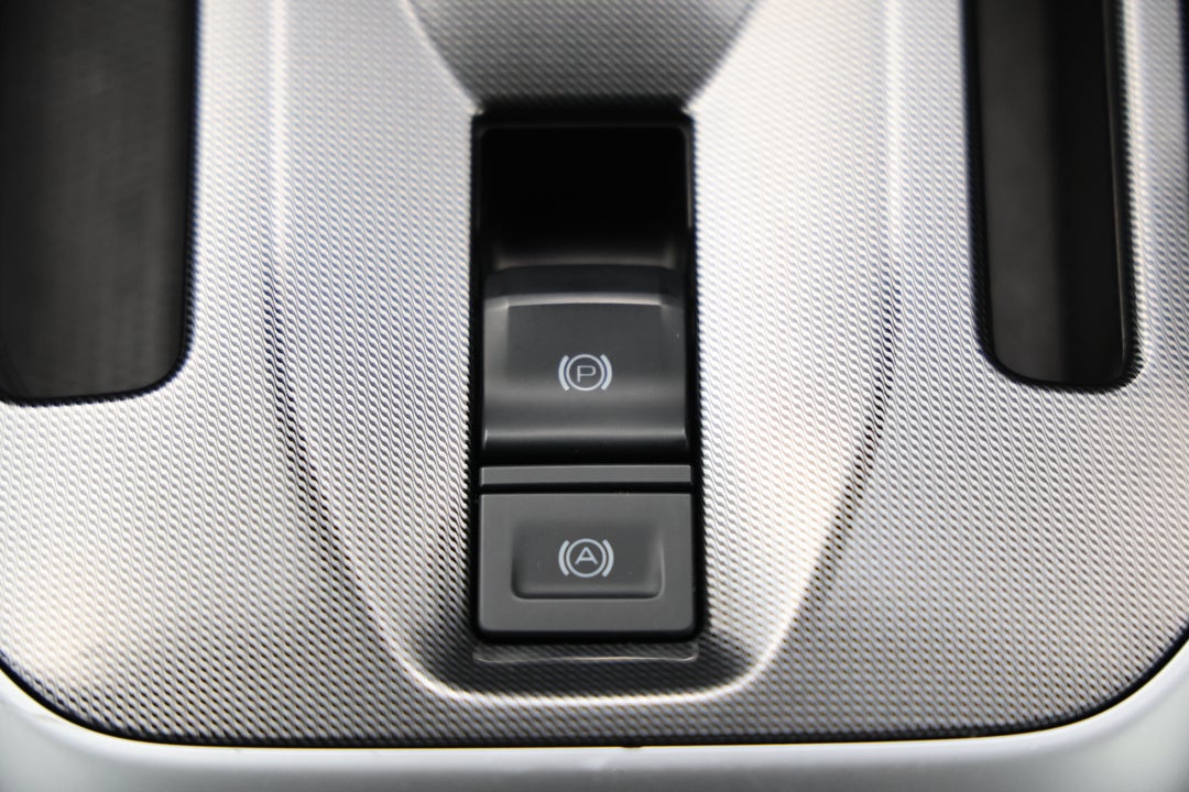 2024 GWM Haval Jolion Premium, Automatic, 20303 km, Handbrake
