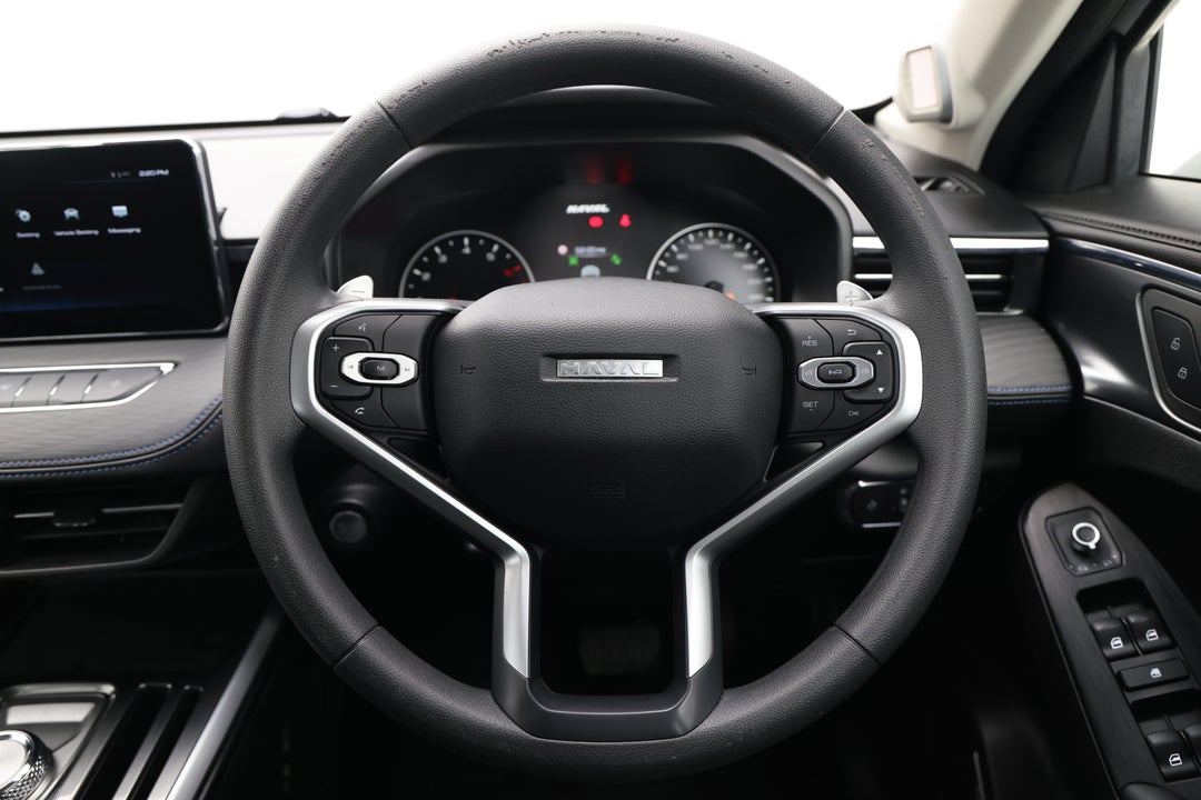 2024 GWM Haval Jolion Premium, Automatic, 20303 km, Steering Wheel Close-up