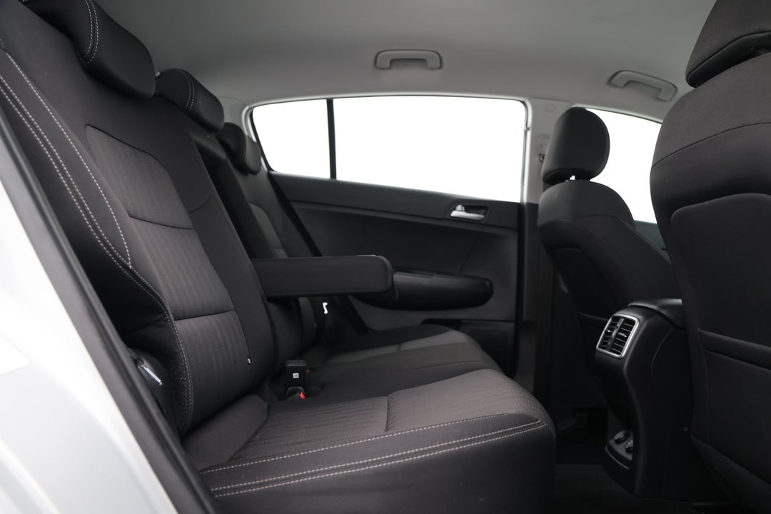 2020 Kia Sportage S (FWD), Automatic, 78730 km, Right Side Rear Door Cabin View