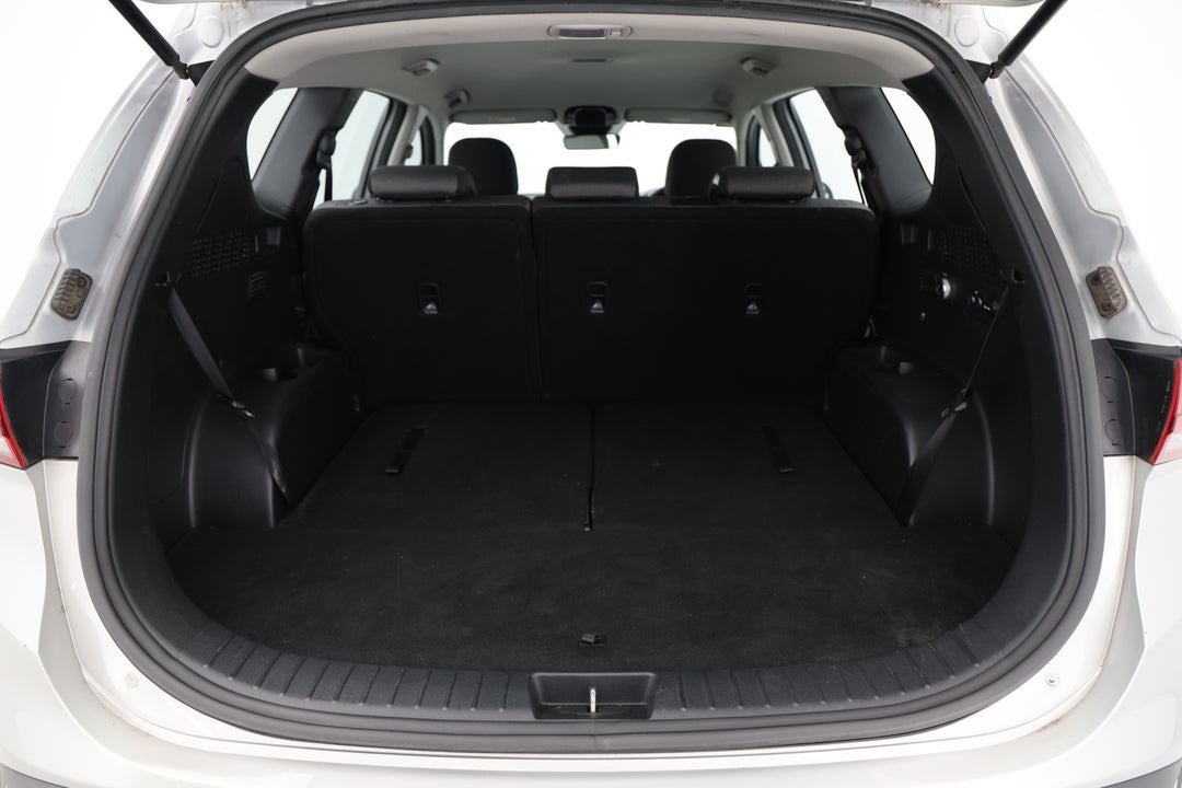 2022 Hyundai Santa Fe Mpi (2WD), Automatic, 69776 km, Boot Inside View