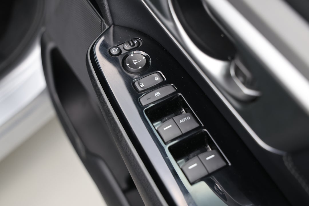 2020 Honda CR-V Vti L7 (2WD) 7 Seats, Automatic, 43715 km, Drivers Side Door Panel Controls
