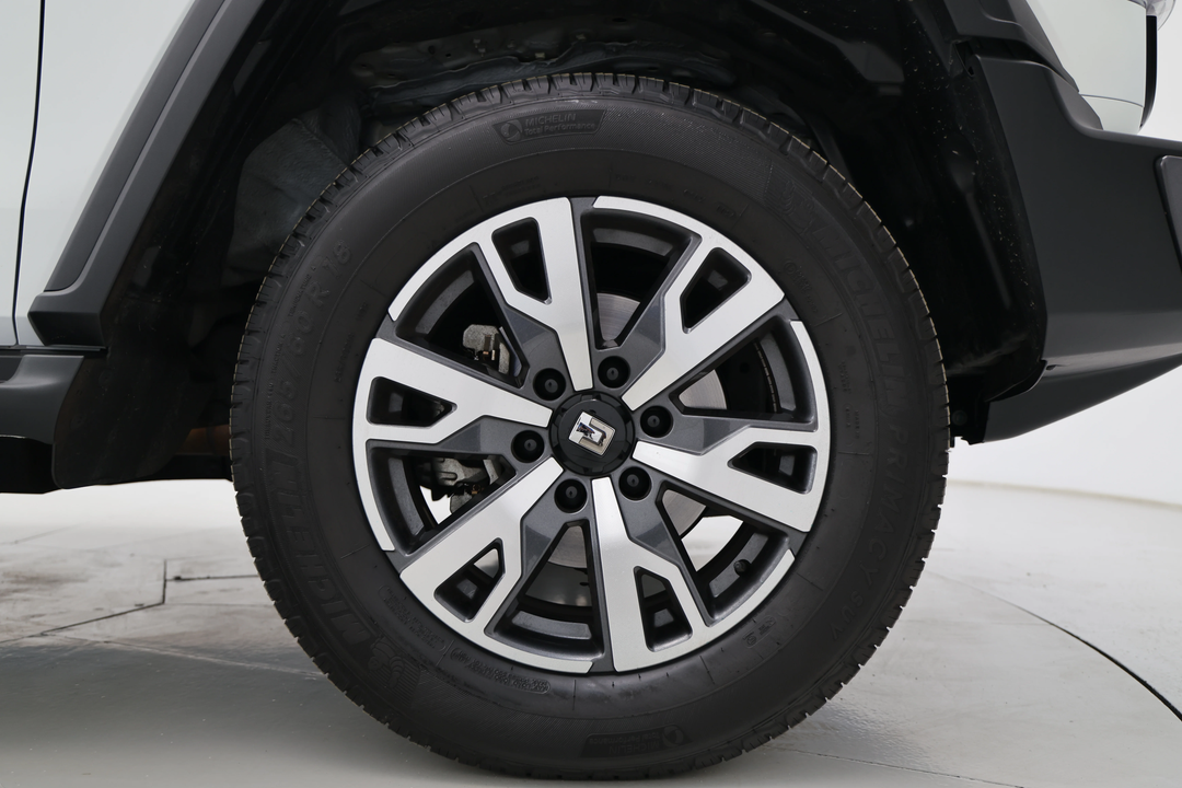 2024 GWM Tank 300 Ultra Petrol, Automatic, 12084 km, Right Front Wheel