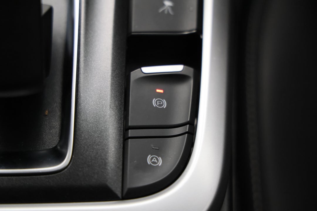 2024 GWM Tank 300 Ultra Petrol, Automatic, 12084 km, Handbrake