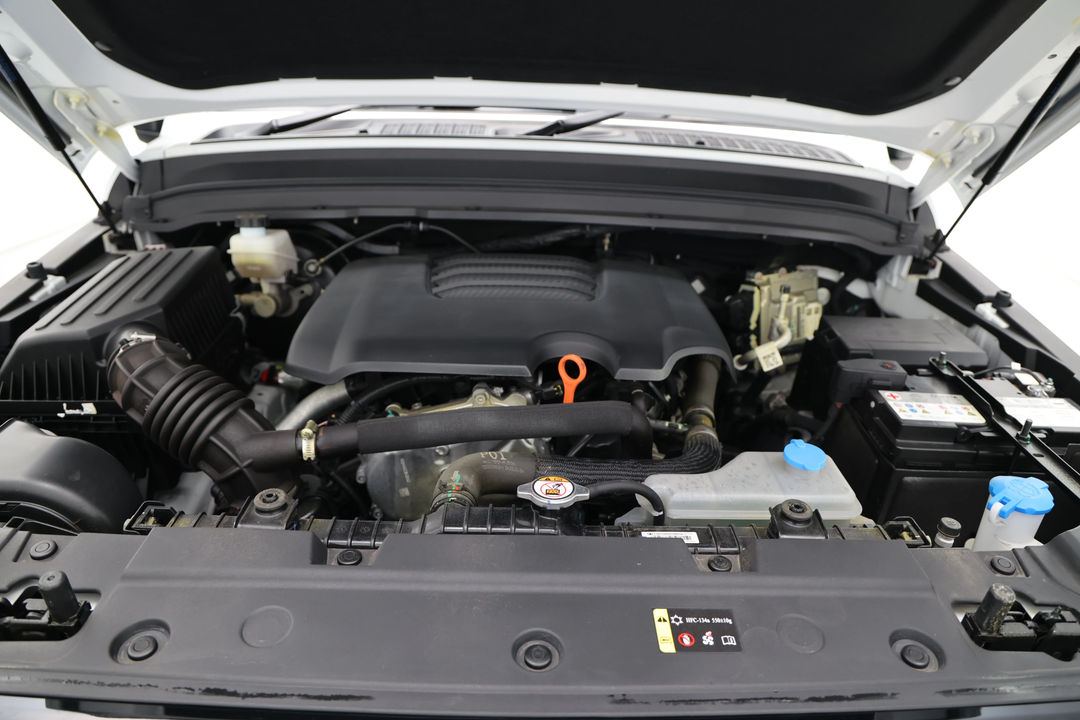 2024 GWM Tank 300 Ultra Petrol, Automatic, 12084 km, Open Bonnet (Engine)