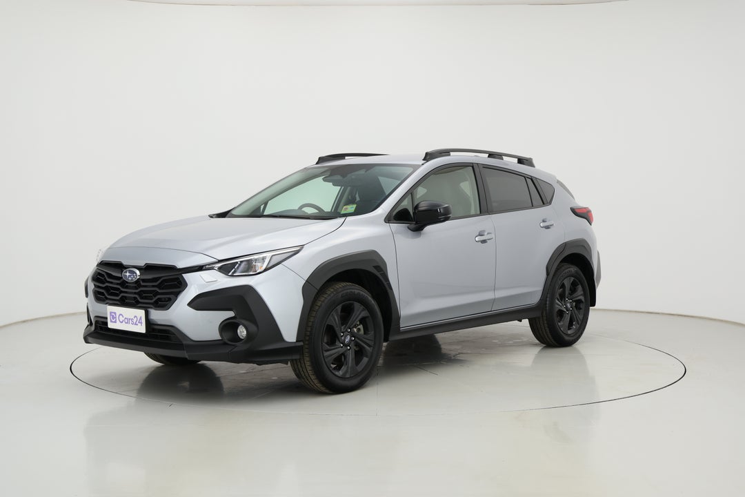 2025 Subaru Crosstrek AWD 2.0l, Automatic, 27722 km, Left Front Diagonal (45- Degree) View