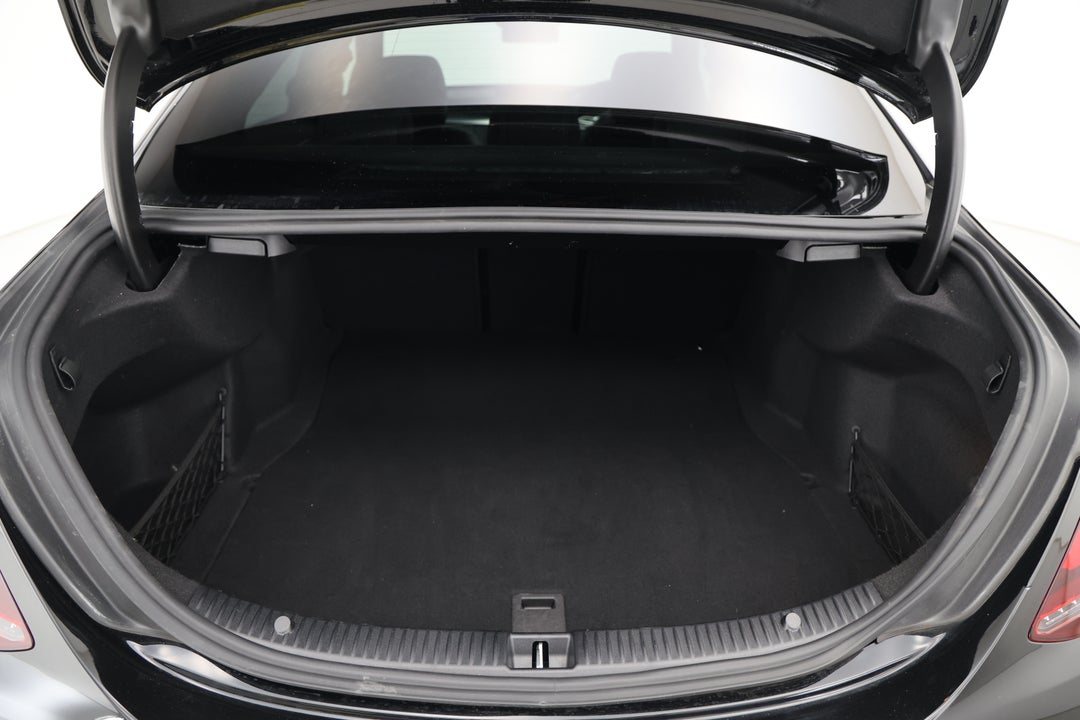 2019 Mercedes-benz C300 C300, Automatic, 21259 km, Boot Inside View