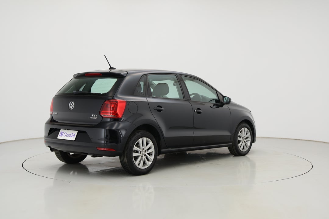 2016 Volkswagen Polo 81 Tsi Comfortline, Automatic, 126792 km, Right Back Diagonal (45- Degree) View