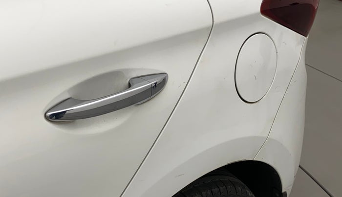 2019 Hyundai Elite i20 ASTA 1.4 CRDI (O), Diesel, Manual, 90,303 km, Left quarter panel - Minor scratches