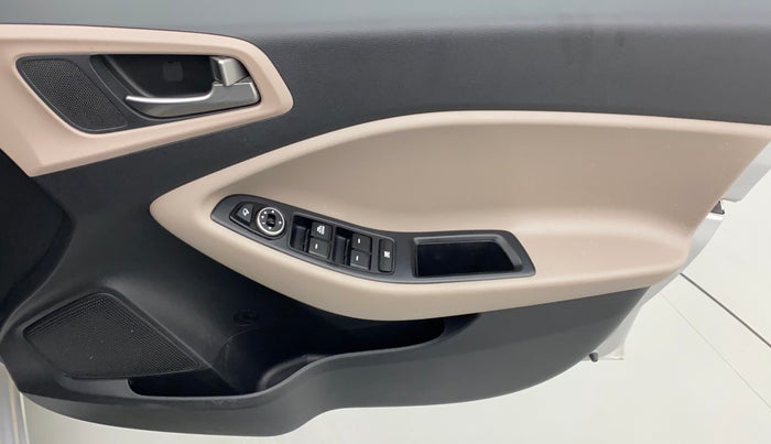 2017 Hyundai Elite i20 ASTA 1.2, Petrol, Manual, 29,254 km, Driver Side Door Panels Control