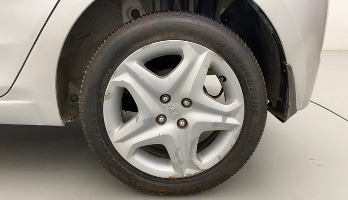 2017 Hyundai Elite i20 ASTA 1.2, Petrol, Manual, 29,254 km, Left Rear Wheel