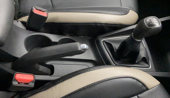 2017 Hyundai Elite i20 ASTA 1.2, Petrol, Manual, 29,254 km, Gear Lever