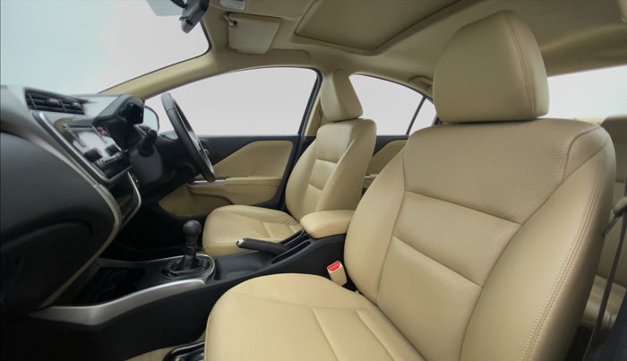 2015 Honda City VX MT PETROL, Petrol, Manual, 59,785 km, Right Side Front Door Cabin
