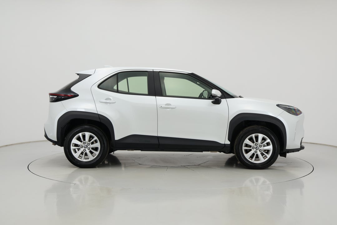 2023 Toyota Yaris Cross Gx, Automatic, 55028 km, Right Side View