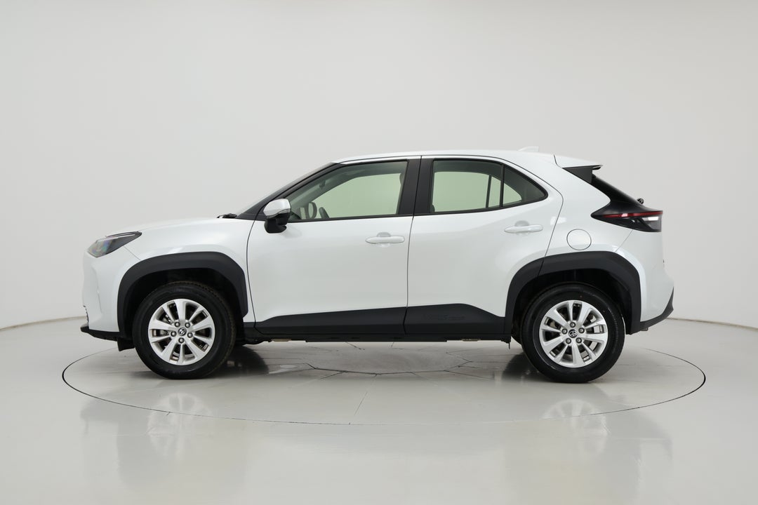 2023 Toyota Yaris Cross Gx, Automatic, 55028 km, Left Side View
