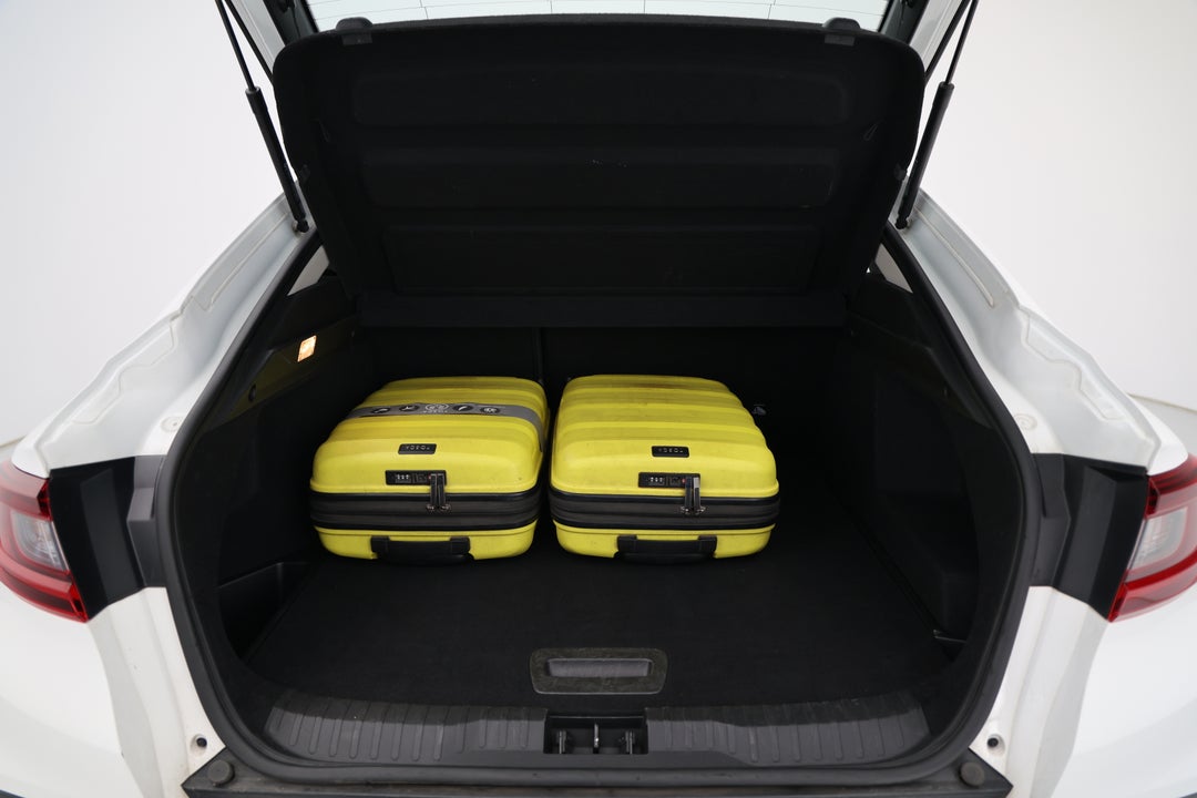 2023 Renault Arkana Zen, Automatic, 60146 km, Boot Inside View with Luggage