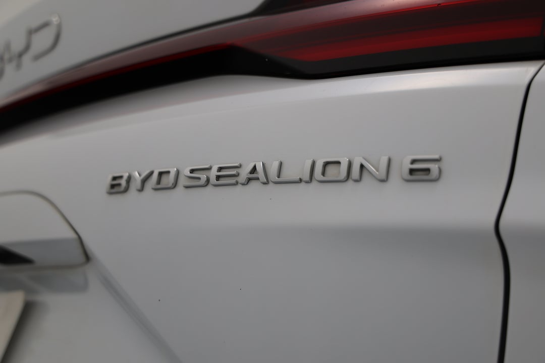 2024 Byd Sealion 6 Premium, Automatic, 44296 km, Badge (Boot Right Side)