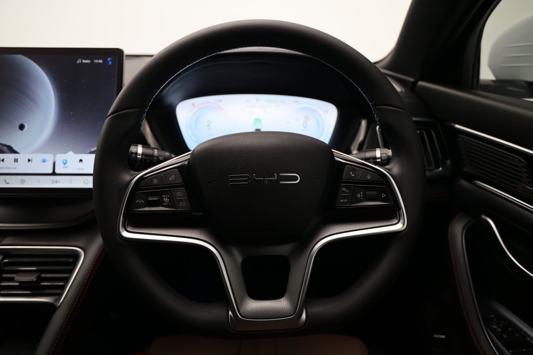 2024 Byd Sealion 6 Premium, Automatic, 44296 km, Steering Wheel Close-up
