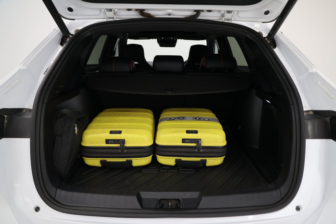 2024 Byd Sealion 6 Premium, Automatic, 44296 km, Boot Inside View with Luggage