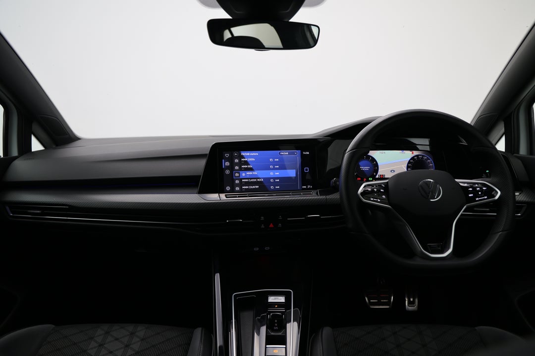 2023 Volkswagen Golf 110tsi R-line, Automatic, 47243 km, Dashboard View