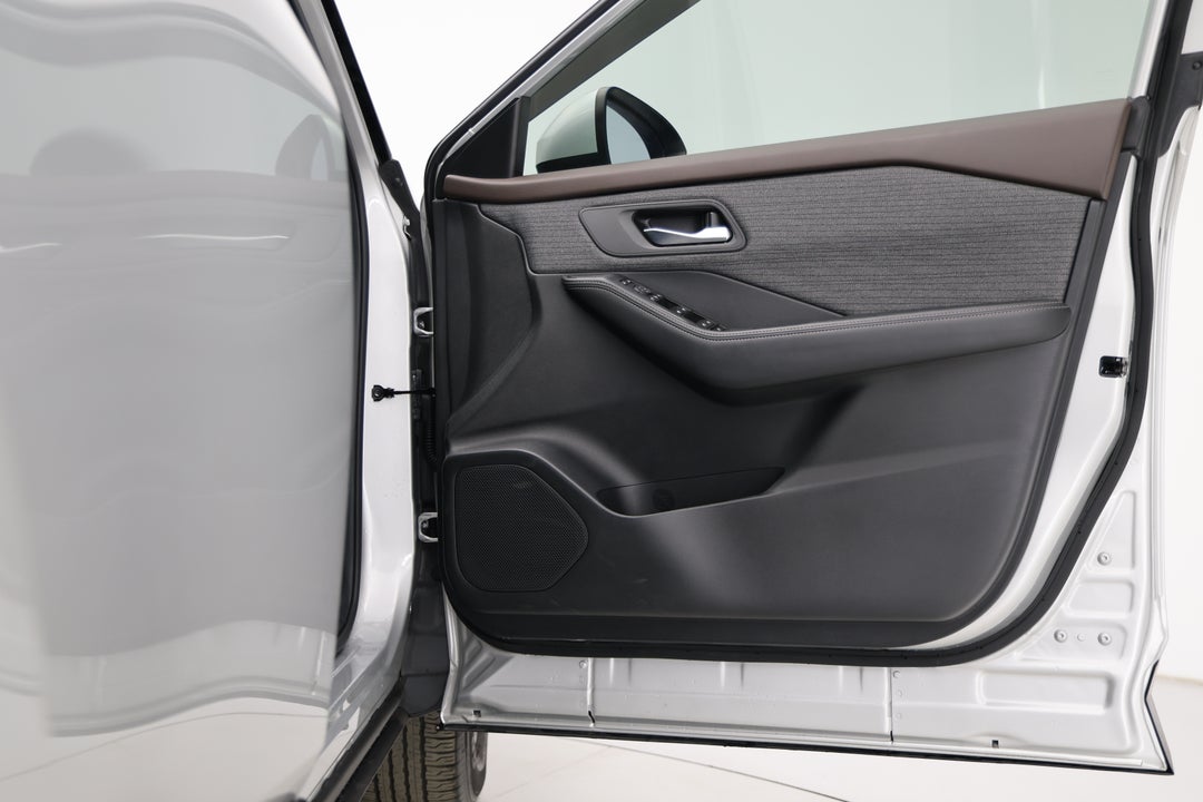 2023 Nissan X-trail St (2WD), Automatic, 24092 km, Speaker View