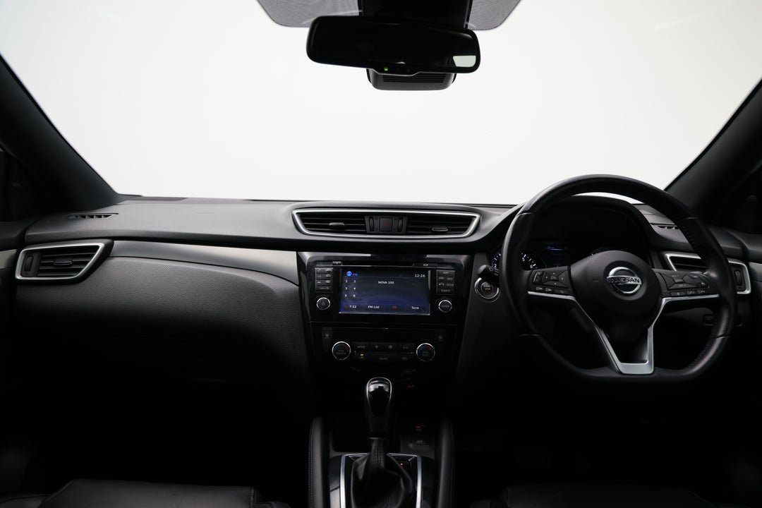 2019 Nissan Qashqai Ti, Automatic, 61421 km, Dashboard View