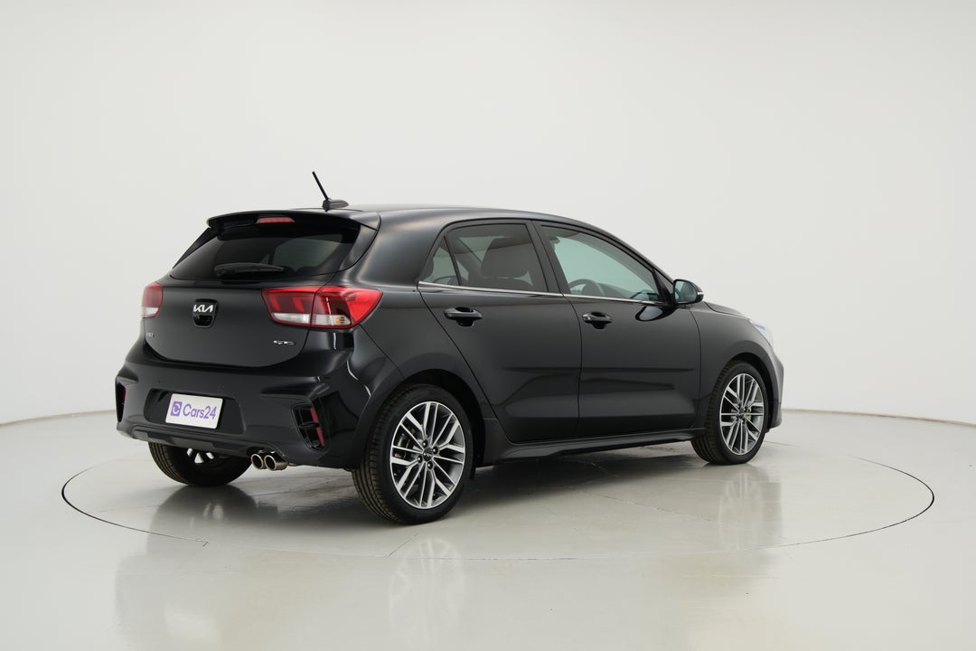 2023 Kia Rio Gt-line, Automatic, 10730 km, Right Back Diagonal (45- Degree) View