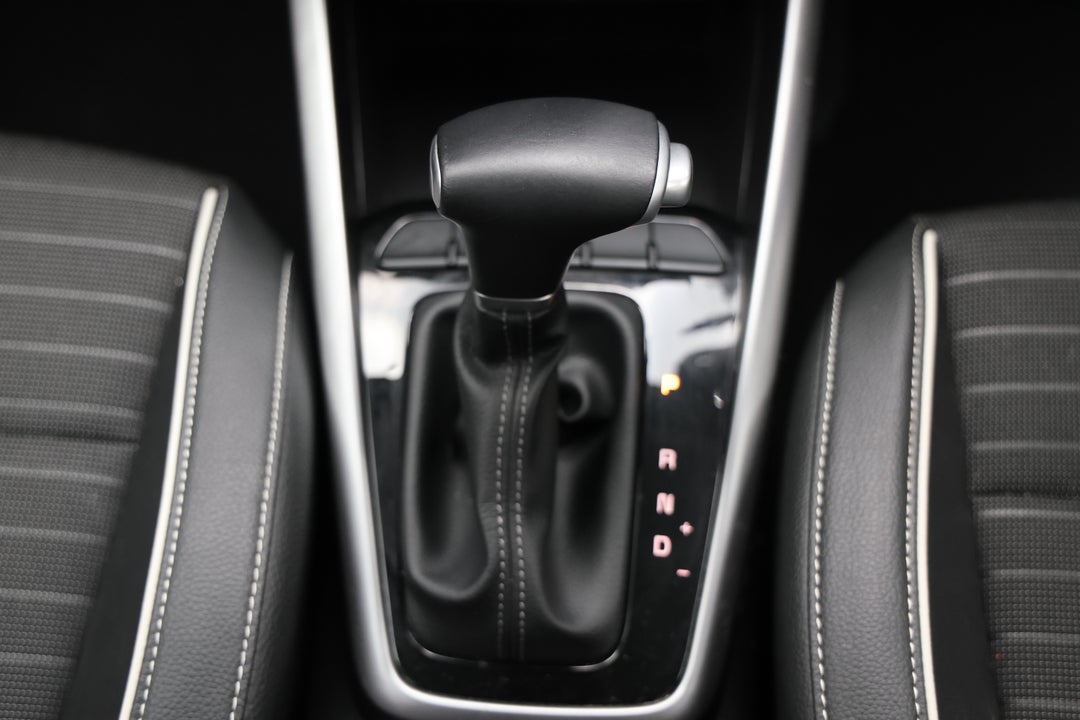 2023 Kia Rio Gt-line, Automatic, 10730 km, Gear Lever 