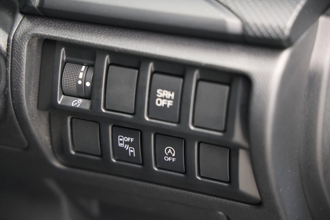 2024 Subaru Forester 2.5i (AWD), Automatic, 52834 km, Utility Switches/Buttons