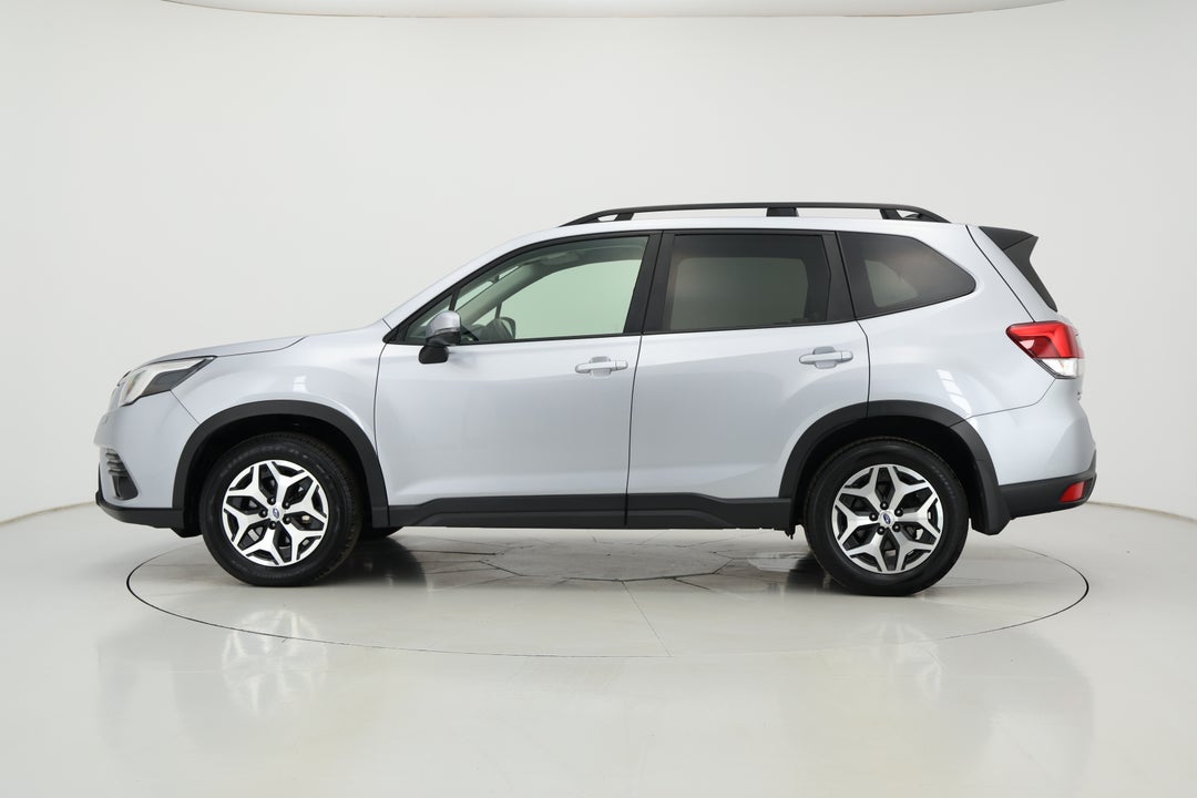 2024 Subaru Forester 2.5i (AWD), Automatic, 52834 km, Left Side View