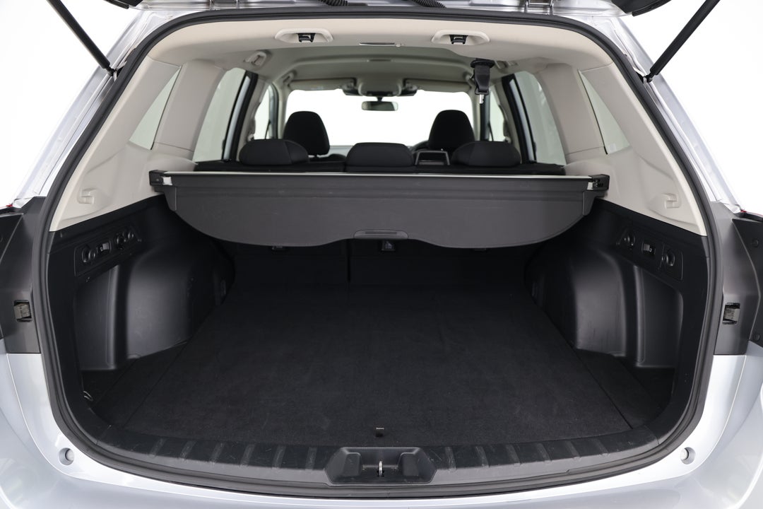 2024 Subaru Forester 2.5i (AWD), Automatic, 52834 km, Boot Inside View