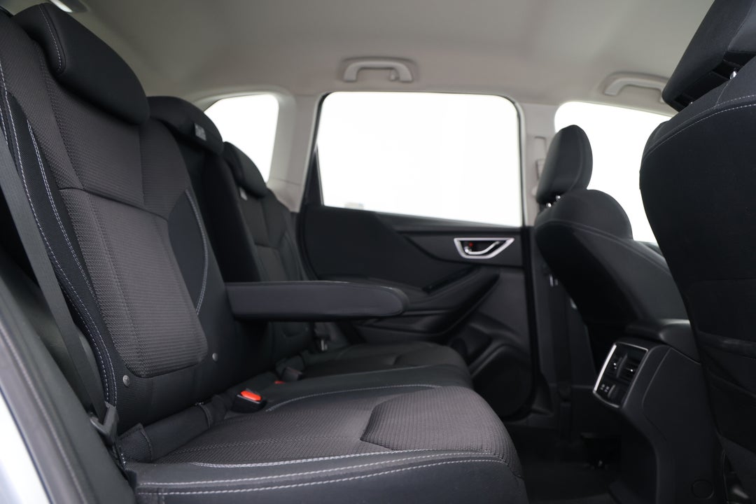 2024 Subaru Forester 2.5i (AWD), Automatic, 52834 km, Right Side Rear Door Cabin View