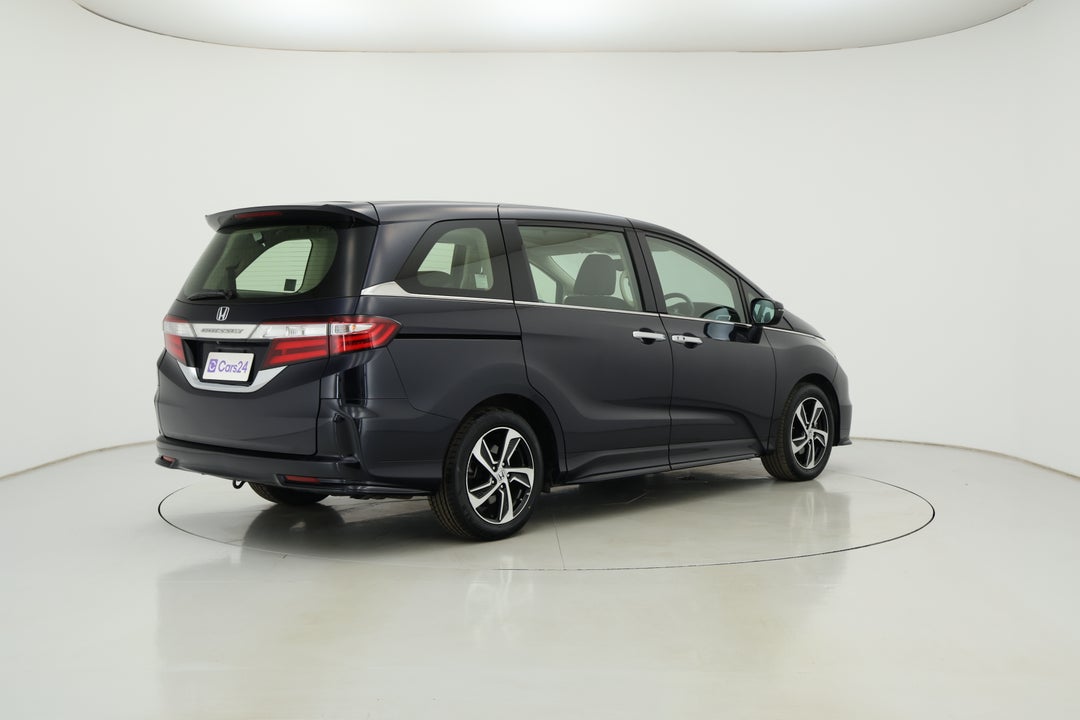 2016 Honda Odyssey Vti-l, Automatic, 97933 km, Right Back Diagonal (45- Degree) View