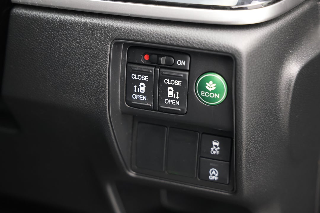2016 Honda Odyssey Vti-l, Automatic, 97933 km, Utility Switches/Buttons